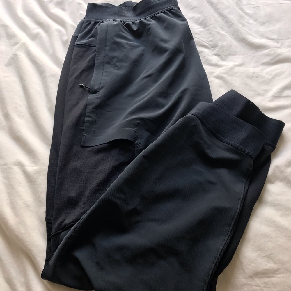 Men’s Lululemon Cross Challenger Jogger